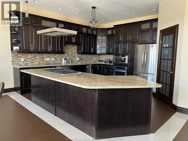 Building Photo - 236 Shoreview Cir