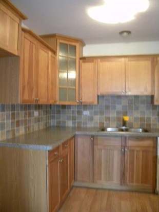 Foto del edificio - 6111 Knoll Wood Rd