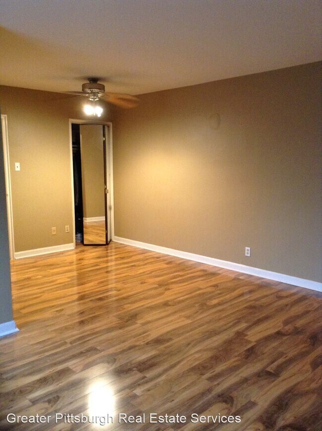 Building Photo - 1 br, 1 bath House - 765 College Ave. Apt 107