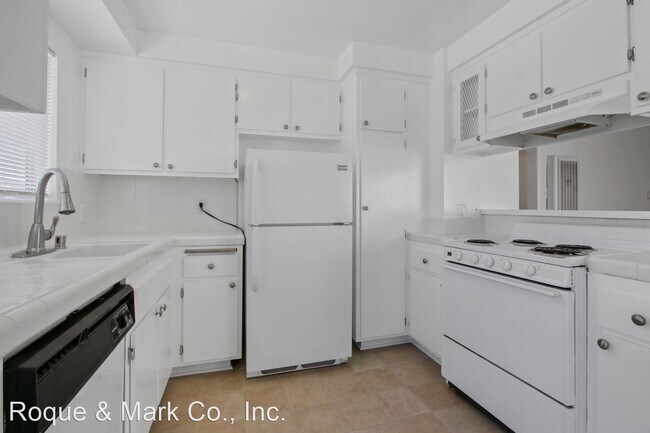 Foto del edificio - 2 br, 2 bath Apartment - 1723 S. Barringto...