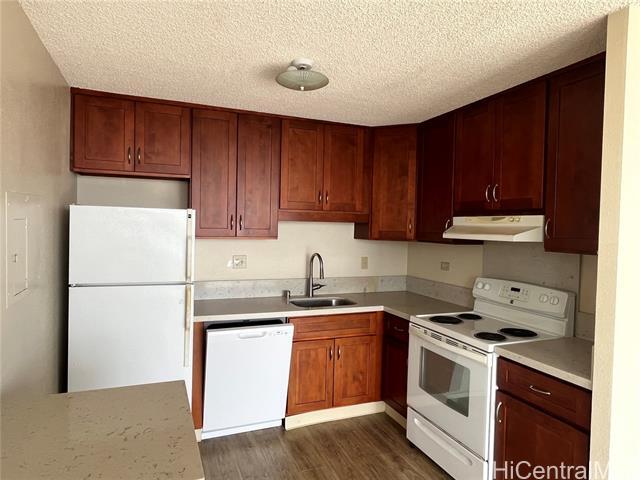 Building Photo - 2754 Kuilei St