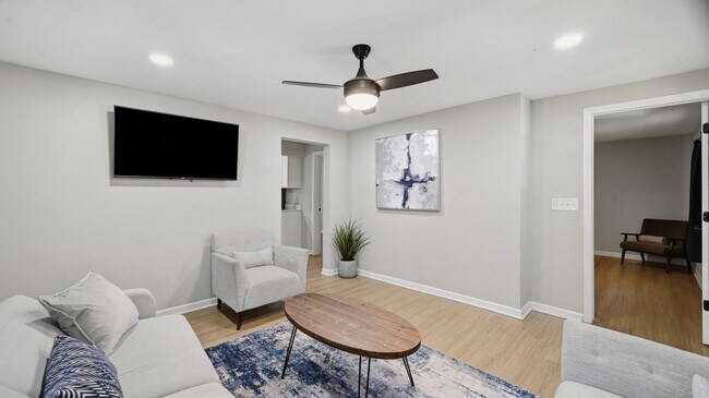 Foto del edificio - 1208 Drew St