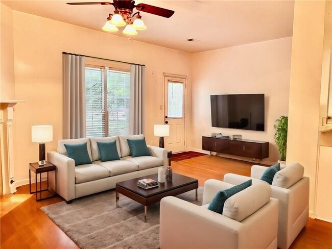 Foto del edificio - 1212 Primrose View Cir NW