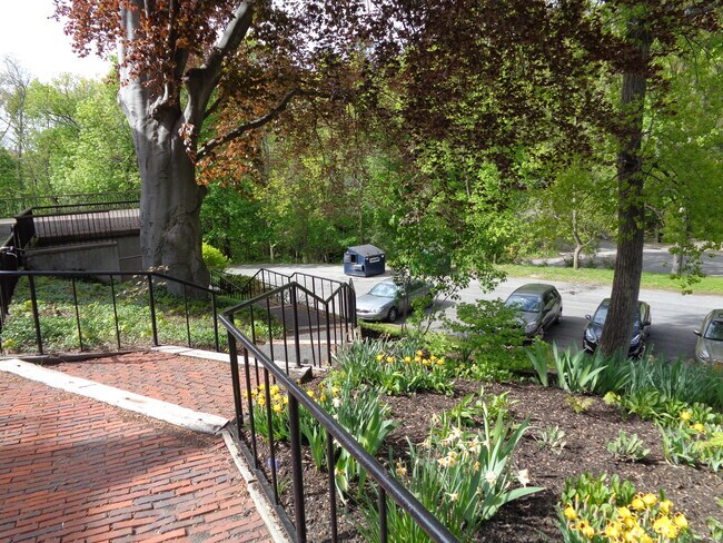 Foto del edificio - 120 Westbourne Lane A Baker House Residence