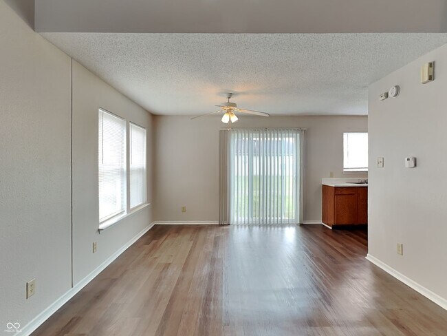 Building Photo - 3019 Earlswood Ln