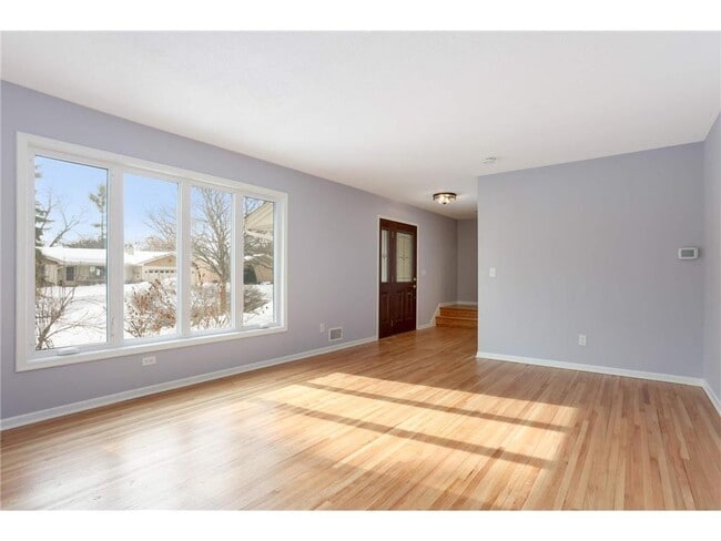 Building Photo - 8324 29th Ave N