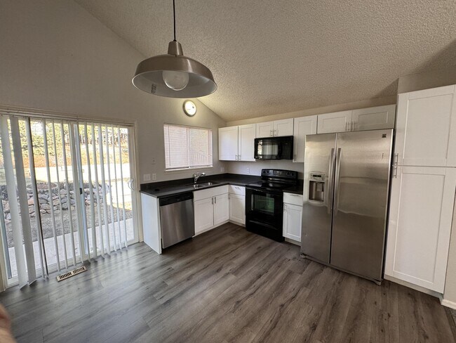 Building Photo - 9605 Devon Ct