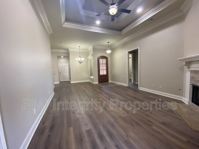 Foto del edificio - 101 Glenbrook Dr