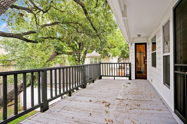 Foto del edificio - 2324 Goldsmith St
