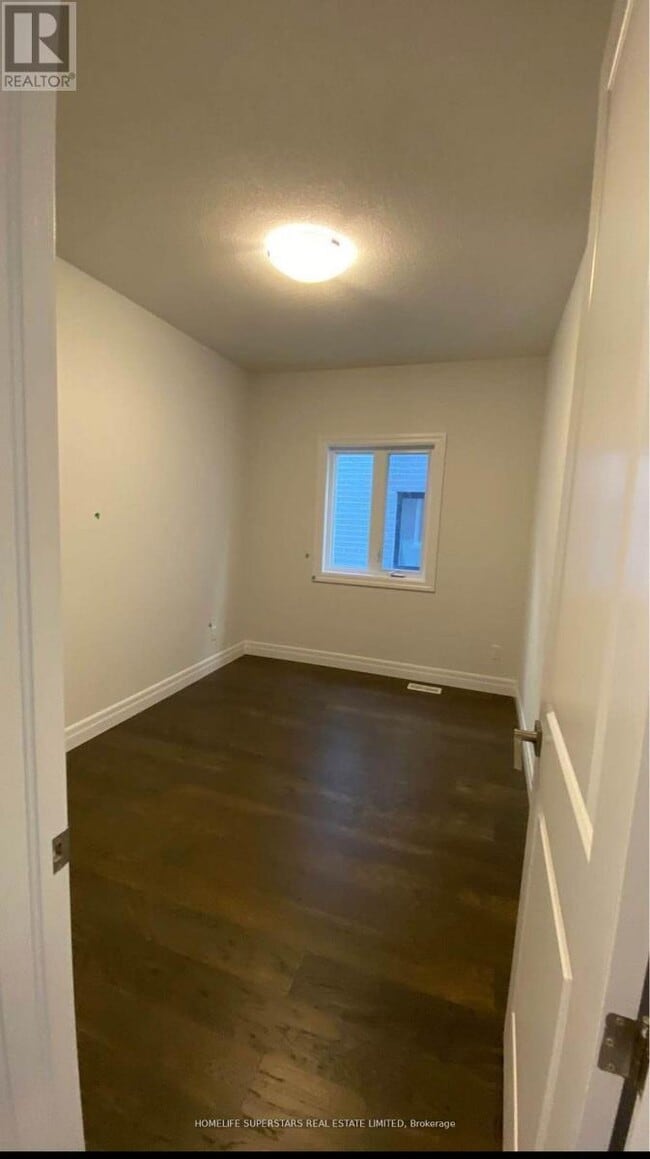 Photo du bâtiment - 32 Faith St