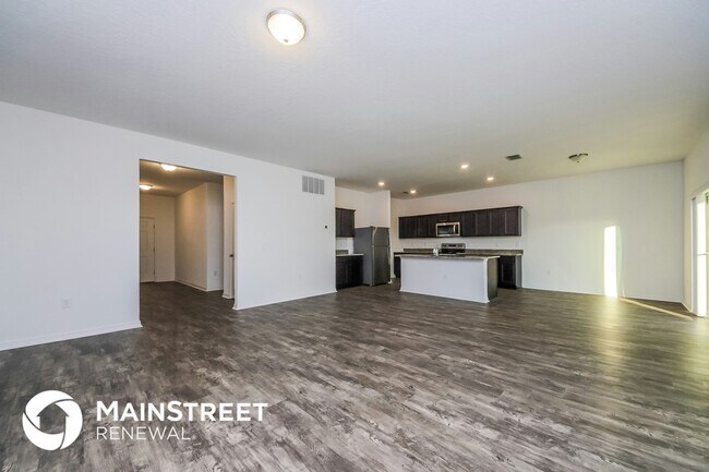 Foto del edificio - 158 Hidden Lk Lp