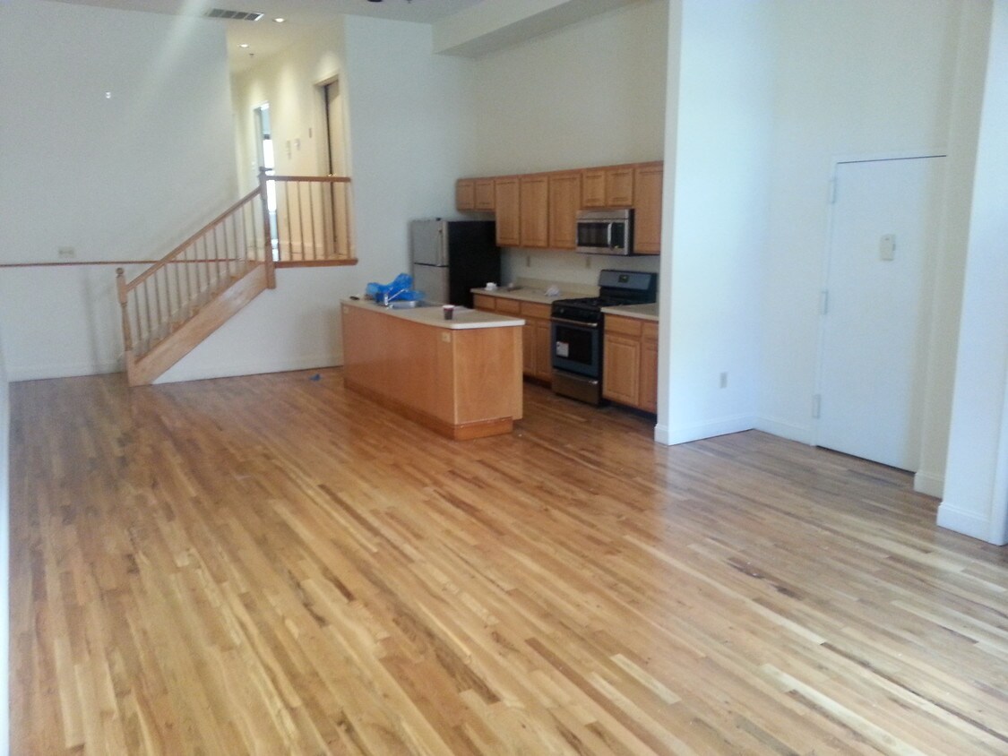 Foto principal - 503 1st St