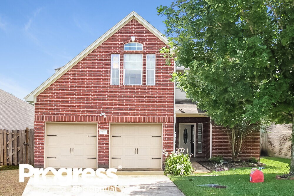 Primary Photo - 985 Oak Falls Dr
