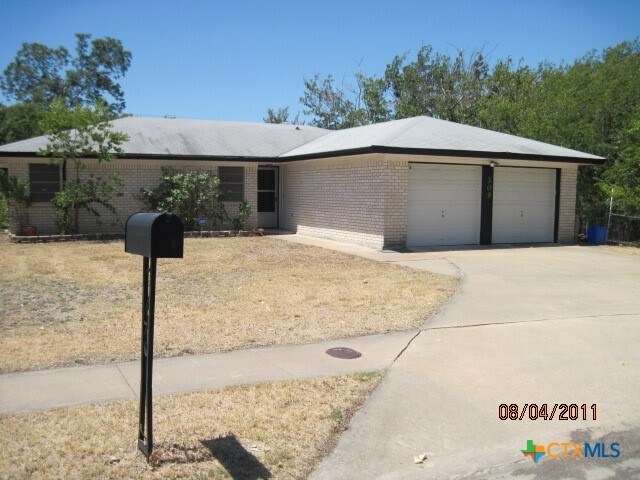 Foto del edificio - 309 Myra Lou Ave