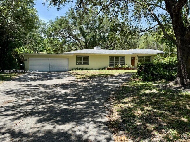 Building Photo - 8055 SW 122nd St
