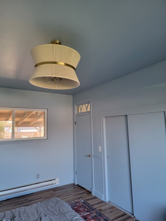 Building Photo - 4322 Park Ave. S