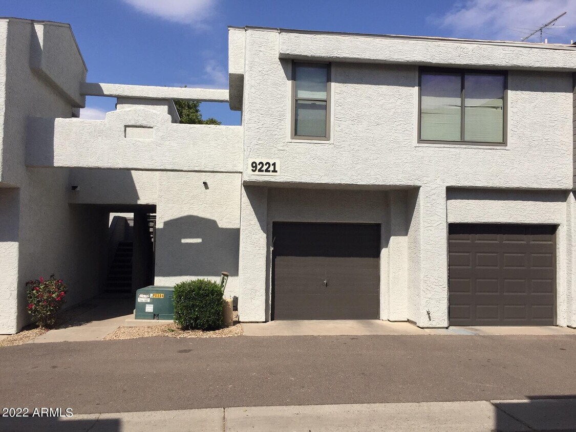 Primary Photo - 9221 59th Ave