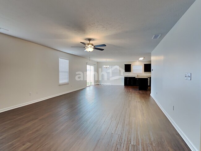 Foto del edificio - 222 Rambling Rd