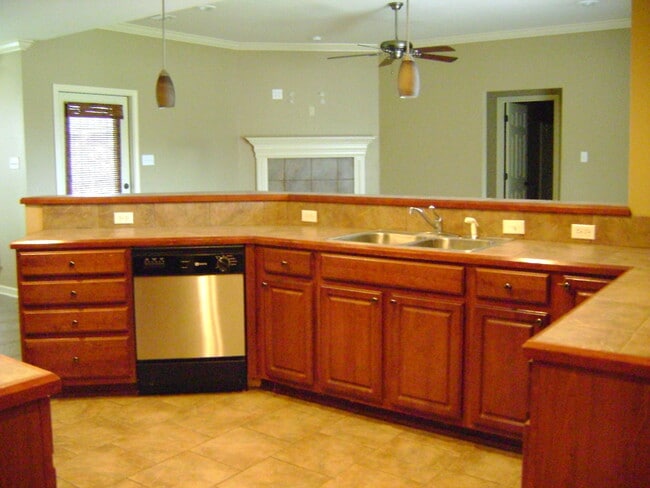 Building Photo - 106 Soaring Cove