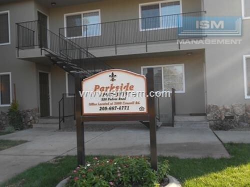 Primary Photo - Parkside Apartments