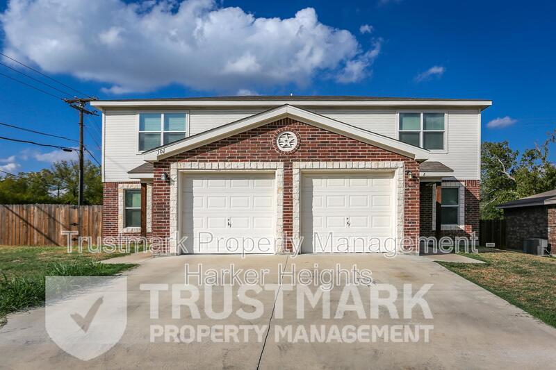 Primary Photo - 101 Kings Ct