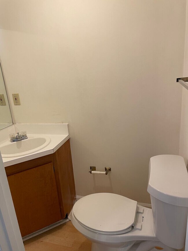 Building Photo - 1999 Padgett Dr