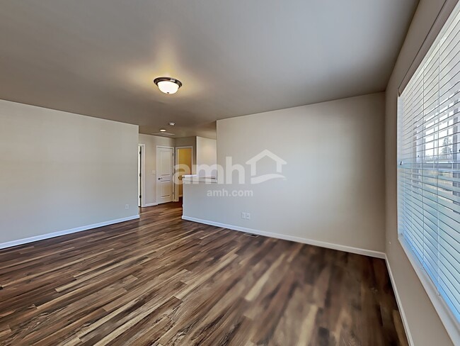 Building Photo - 14127 67th Ave E