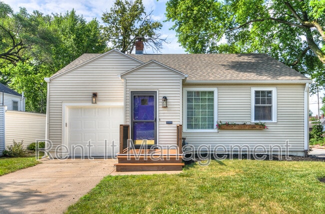 Building Photo - 6029 Poppleton Ave