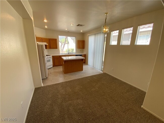 Building Photo - 413 Magnolia Arbor St