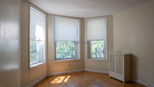 Foto del edificio - 1132 Commonwealth Ave