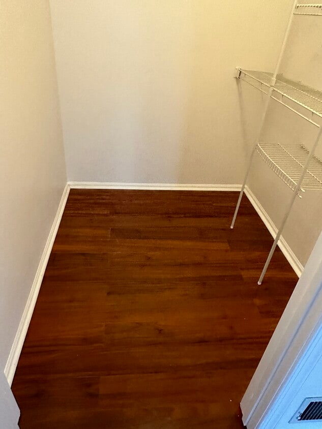 Closet - 134 Walden Cir