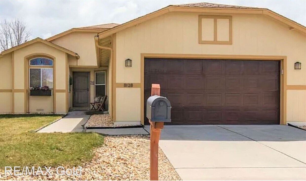 4 br, 2 bath House 8128 Anchor Point Drive House Rental in Reno, NV