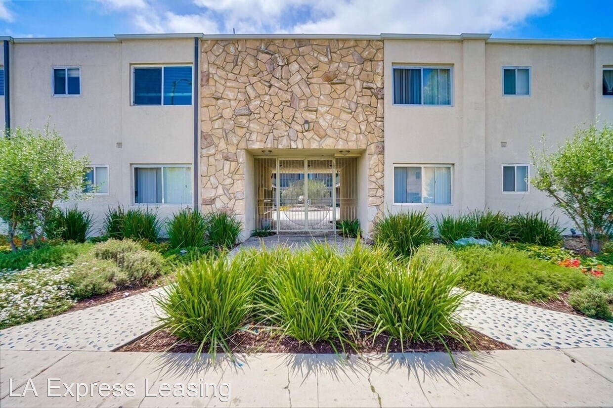 Foto principal - 6419 10th Ave