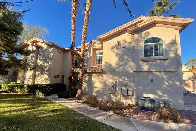 Building Photo - 2050 W Warm Springs Rd