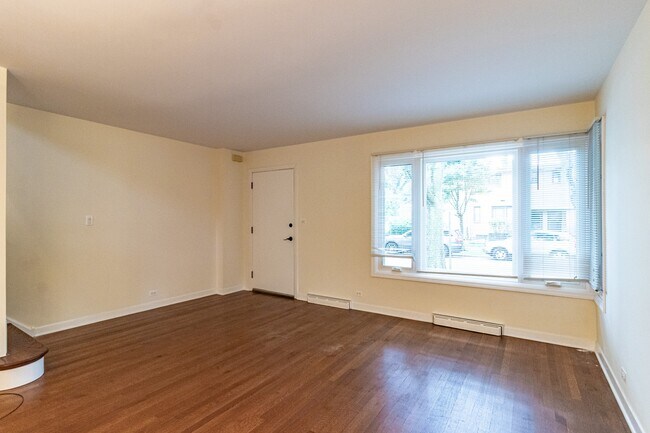 Foto del edificio - 519 1/2 Ridge Rd