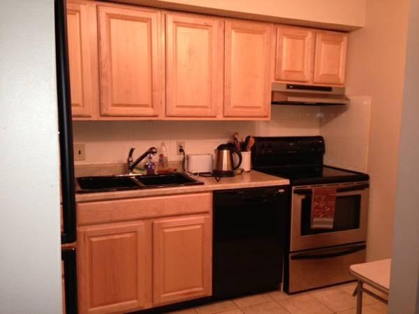 Building Photo - 1000 Valley Forge Cir