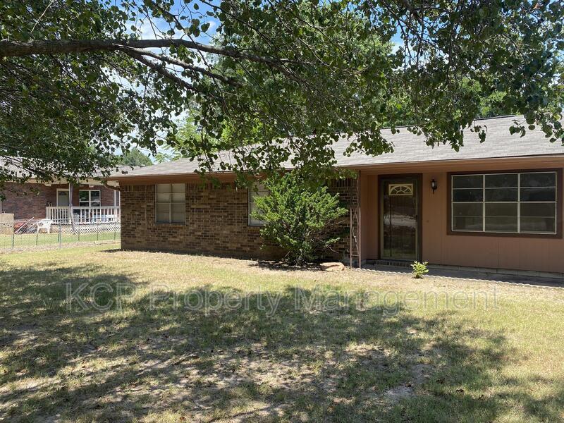 204 Quincy St, Lavaca, AR 72941 House Rental in Lavaca, AR
