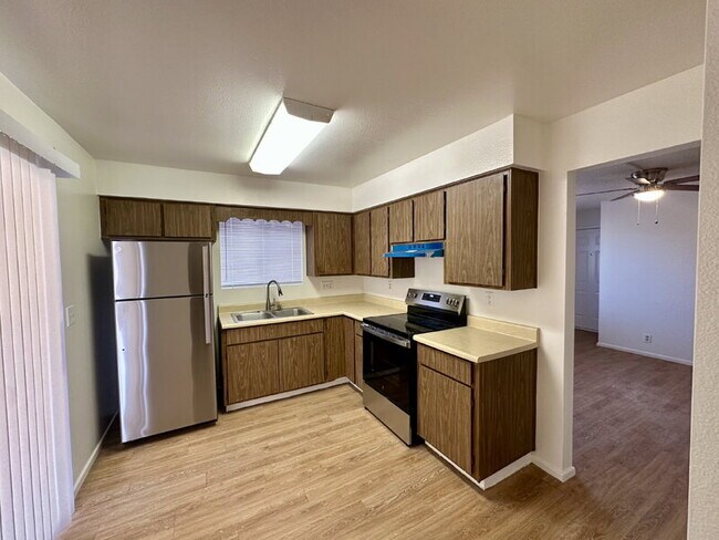 Foto del edificio - 6746 E Dallas St