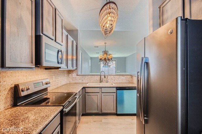 Foto del edificio - 4 br, 2 bath House - 36597 W Mallorca Aven...