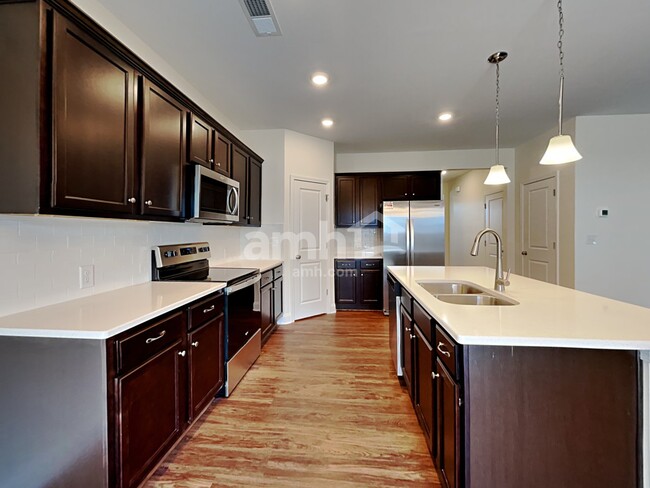 Foto del edificio - 3807 Kindness Wy