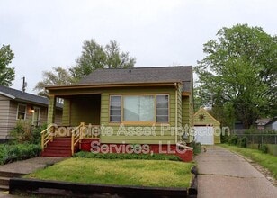 Building Photo - 223 N Calumet Ave