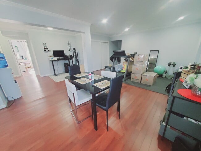 Foto del edificio - 7 4th St