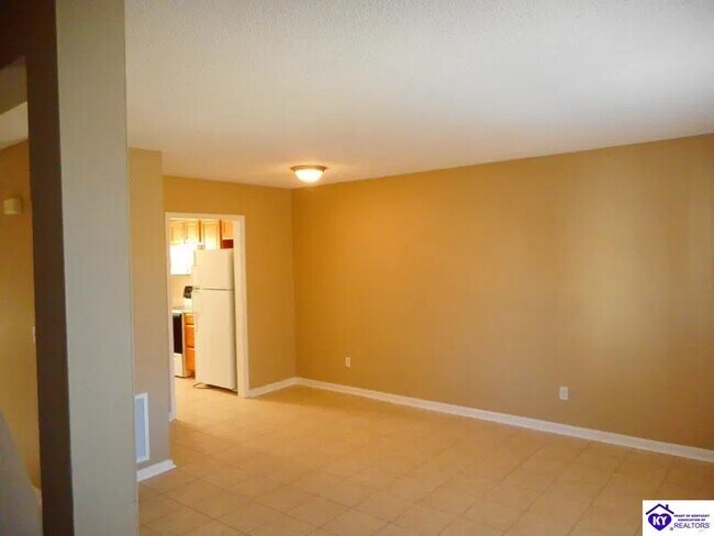 Foto del edificio - 700 Westport Rd