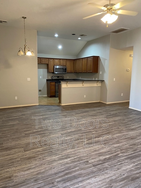 Building Photo - 1715 Everglade Ct