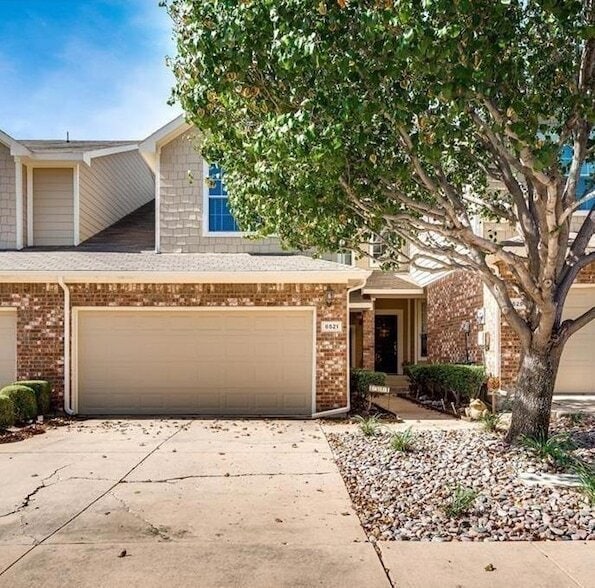 Building Photo - 8521 Heather Ridge Dr