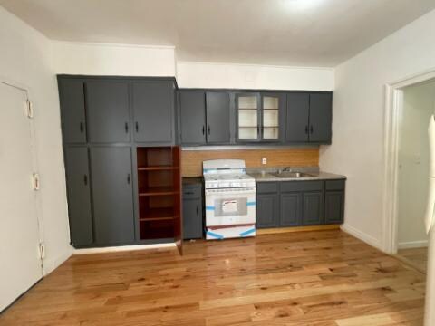 Primary Photo - 530 Williams Ave