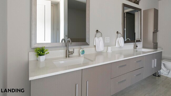 Foto del edificio - 1414 Wood Hollow Dr