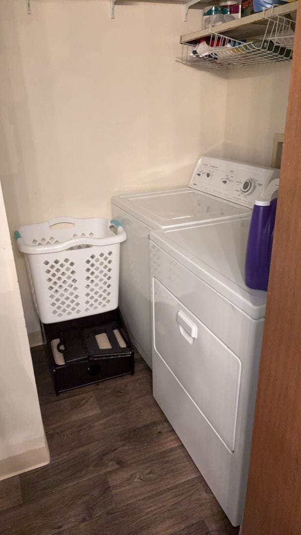 Photo - Nice 2 bed 2 bath second floor unit near Buckley Air Force base! House