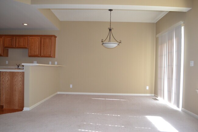 Foto del edificio - 8815 Timber Creek Ln