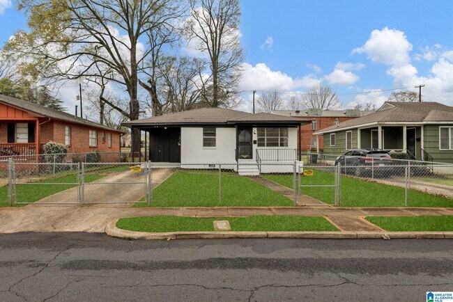 Foto del edificio - 1737 Boise Ave SW